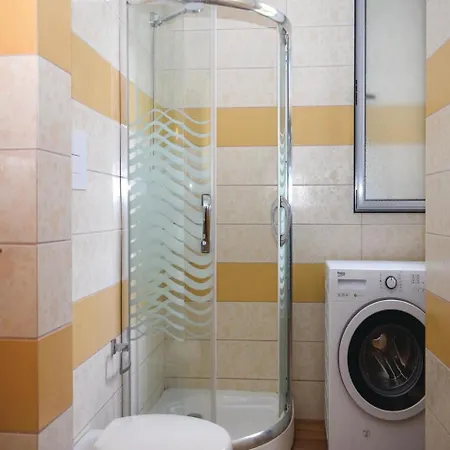One-bedroom In Apartament Wlora